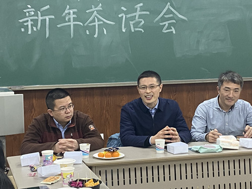 2、乔校长深情寄语同学们_副本.jpg 2、乔校长深情寄语同学们_副本.jpg